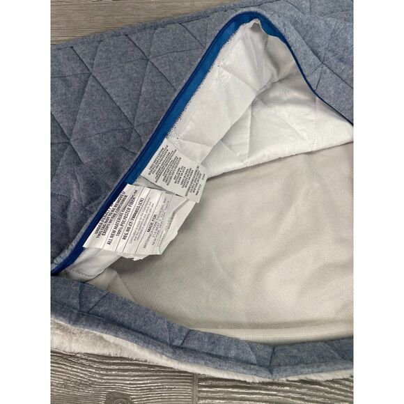 UGG Grey Blue Pillowcase Sham Faux Fur Geometric Triangle Standard Size 20 x 26" - Picture 8 of 11